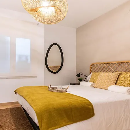 Sagrada Familia Apartment *